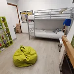 バルバトゥケ アートアンド ホステル ゲストハウス マラガ