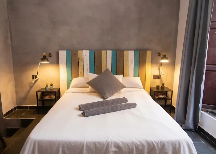 Pensión Barbatuke - Art & Hostel *