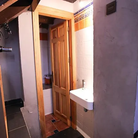 Guest house Barbatuke - Art & Hostel