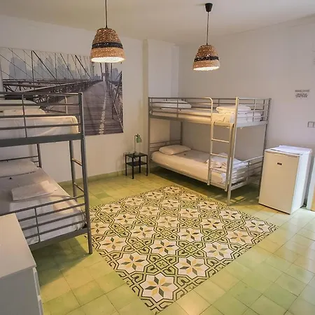 Guest house Barbatuke - Art & Hostel *