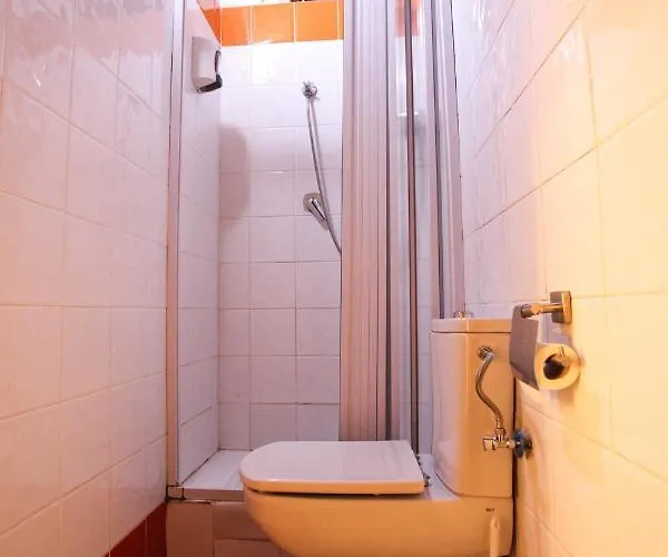 Гостевой дом Barbatuke - Art & Hostel